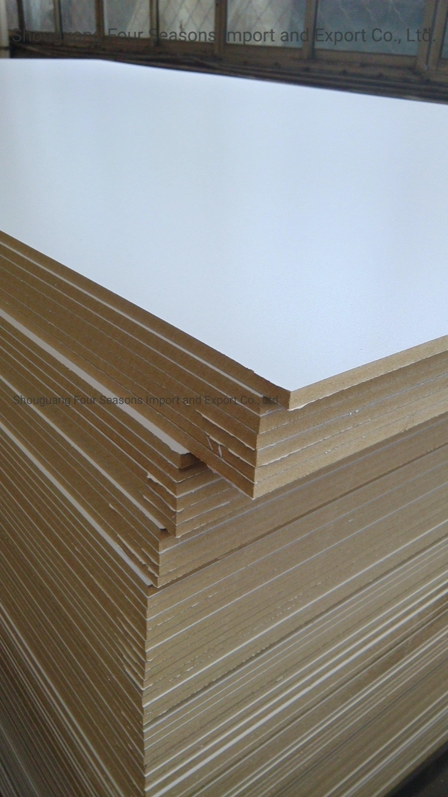 Good Quality Melamine MDF for Building Material and Home Furniture